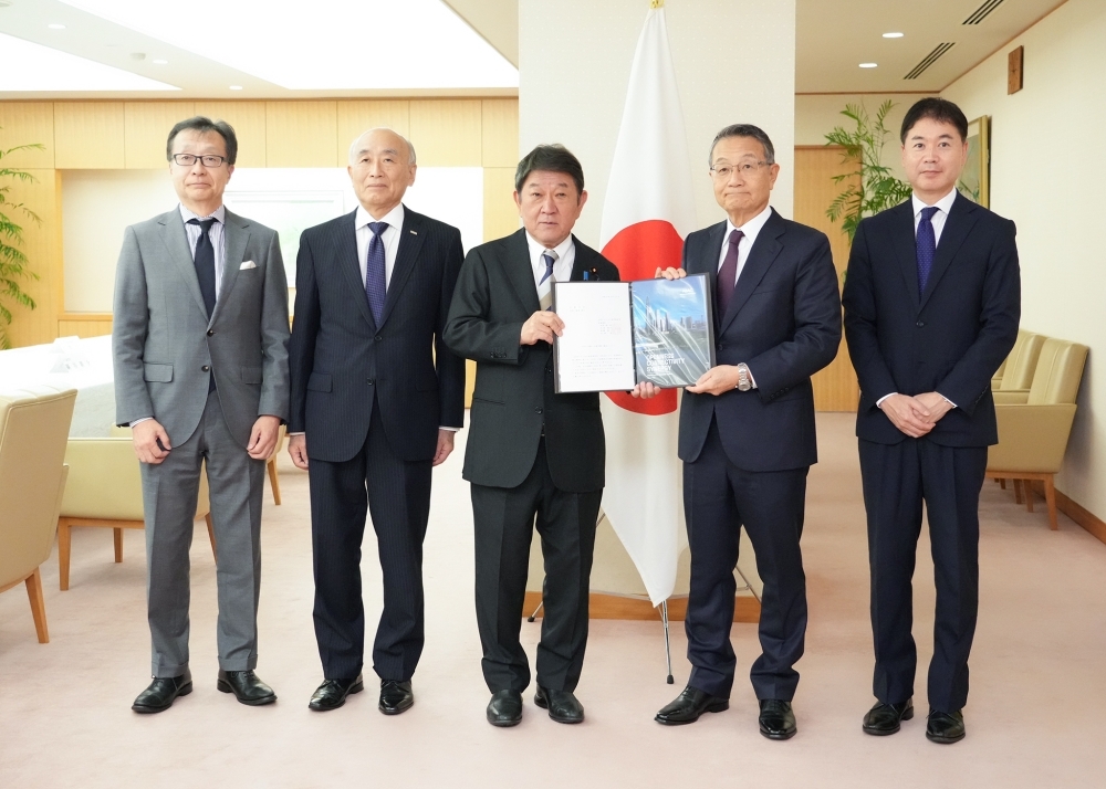 Japan’s ABAC Members Present 2026 Policy Report to Foreign Minister Motegi
