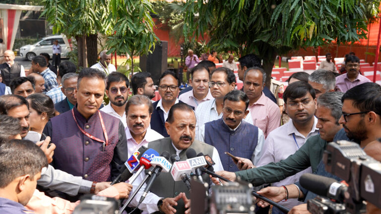 Dr. Jitendra Singh Inaugurates State-of-the-Art Atmospheric & Aerosol Lab (AATAL) at IITM, New Delhi
