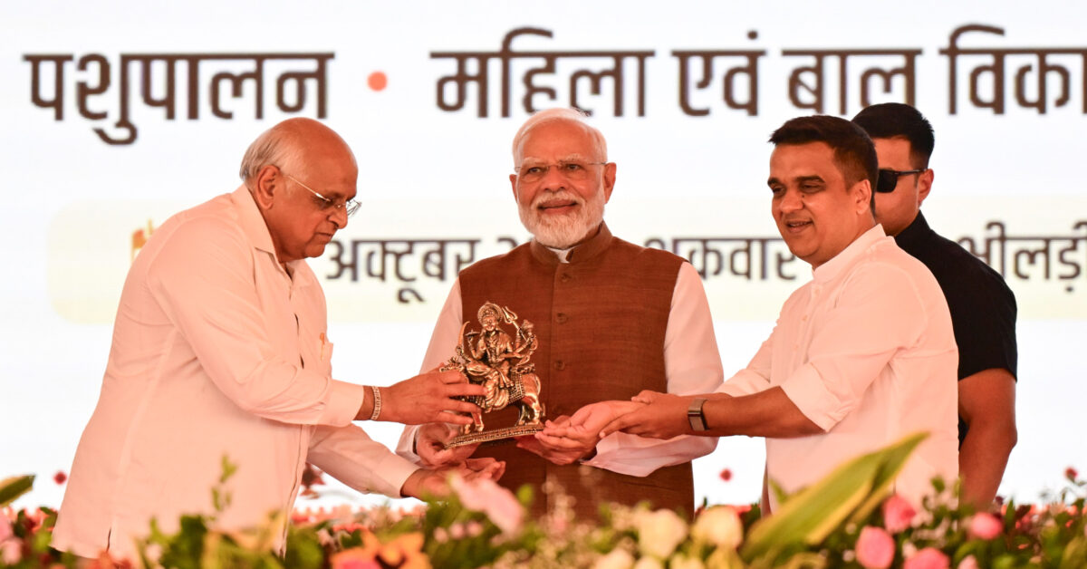 PM Modi Launches Major Infrastructure Boost in Banaskantha: Mega Projects Unveiled in Gujarat