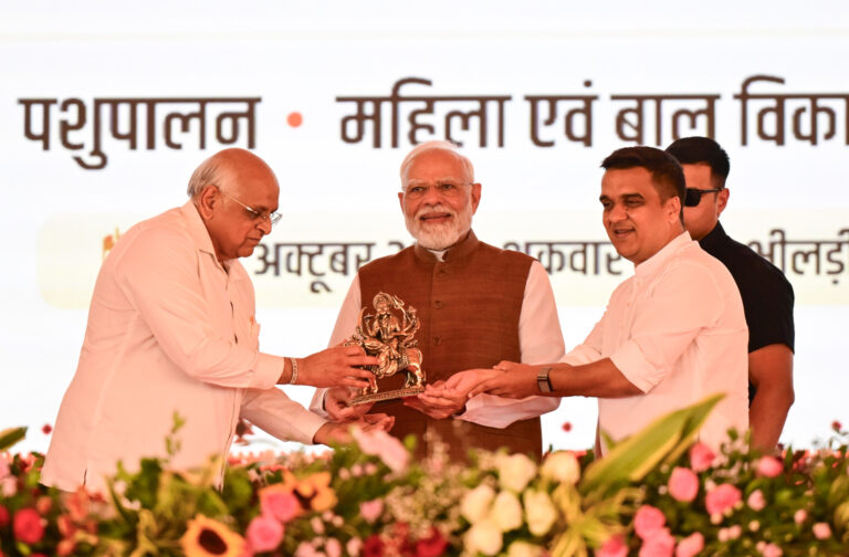 PM Modi Launches Major Infrastructure Boost in Banaskantha: Mega Projects Unveiled in Gujarat