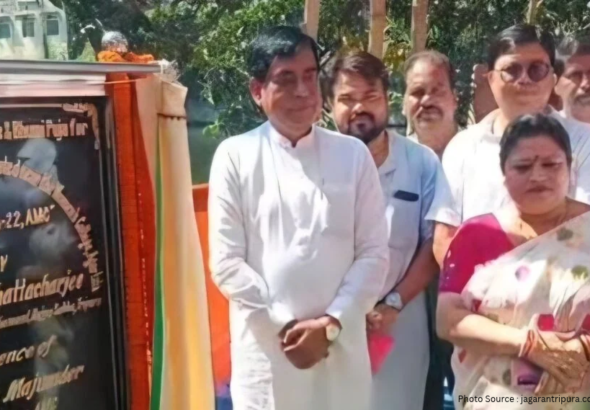 শহরের সৌন্দর্য বাড়াতে নতুন উদ্যোগ: মহিলা কলেজ সংলগ্ন পুকুর সংস্কার ও সৌন্দর্যায়নের কাজের সূচনা